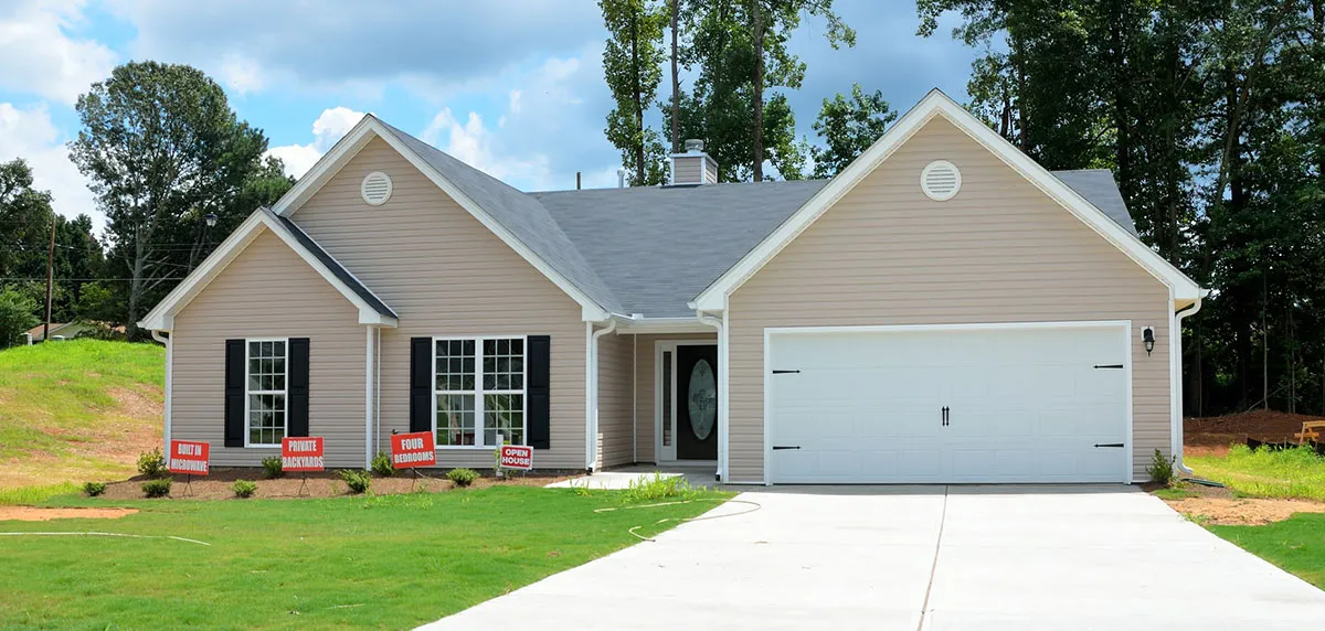 Michigan family reviewing a 15 year fixed rate mortgage